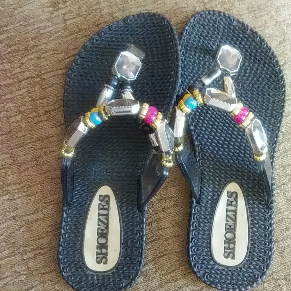 Girls sandals